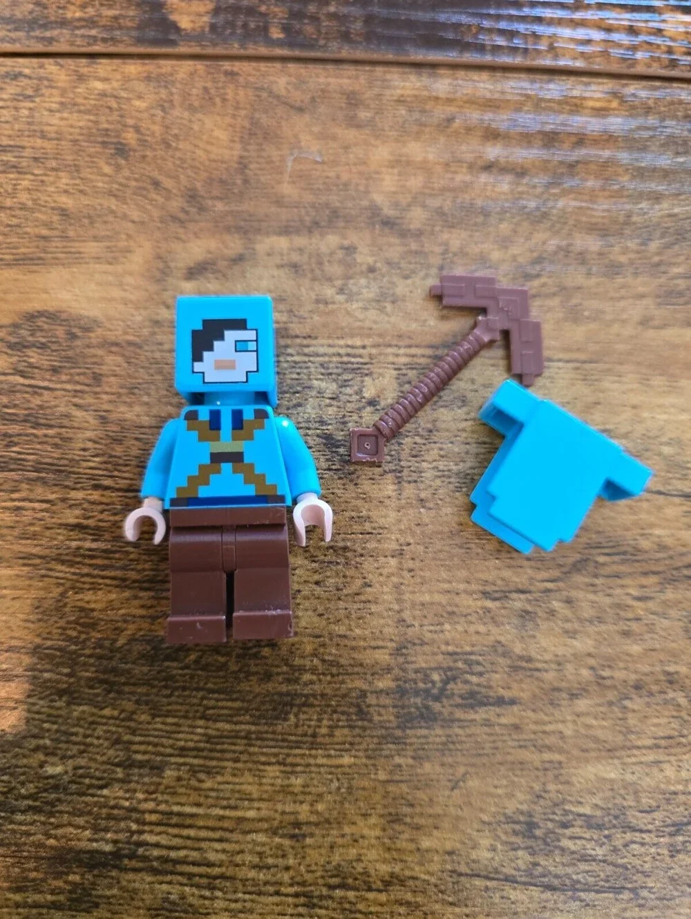 LEGO Minecraft DRAGON SLAYER Minifigure min067 (Set 21151)